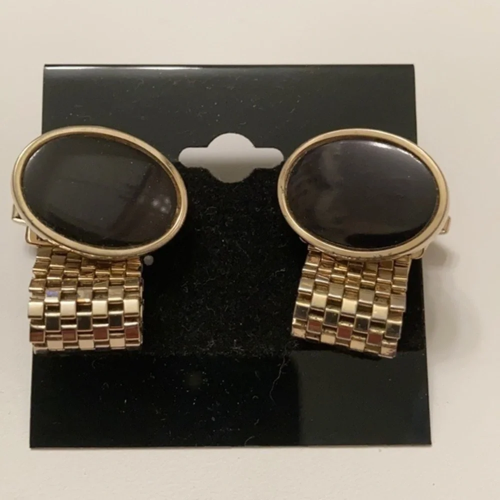 Men’s Versatile onyx/gold tone cuff links